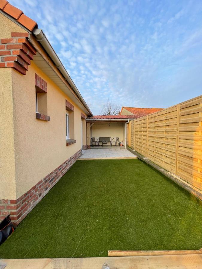 Villa Gite A La Campagne Mais Proche De Tout Moringhem Exterior foto